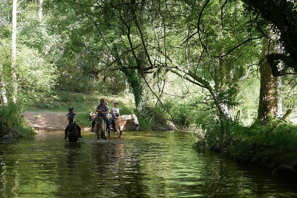 Gué de Trohinat, sur le Canut
