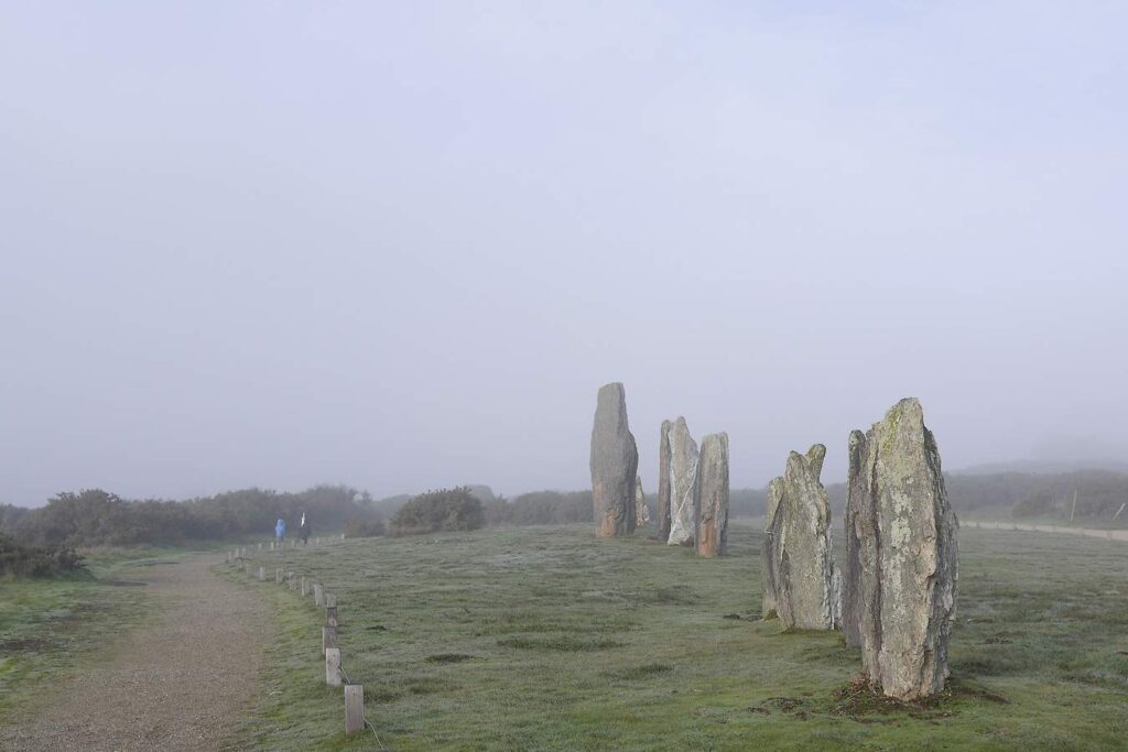 Les menhirs de Saint Just, Alignements du Moulin