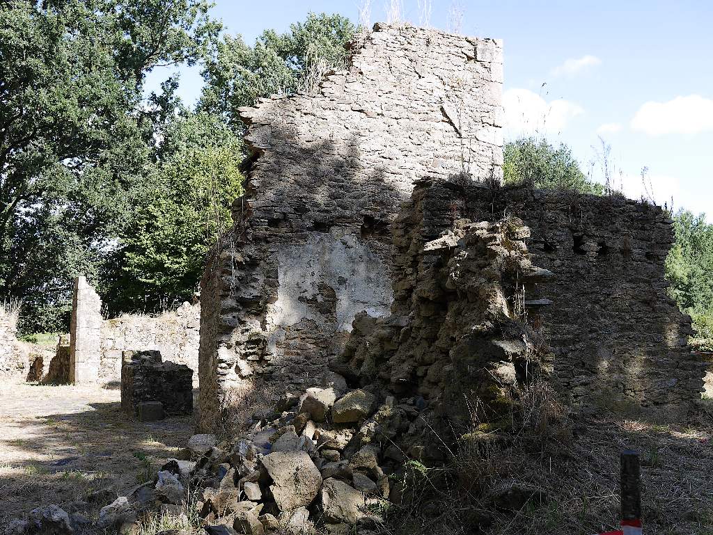 Saint-jean-des-marais,église en ruines