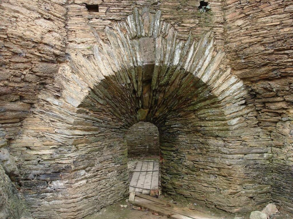 Four à chaux, Avessac, en 2006