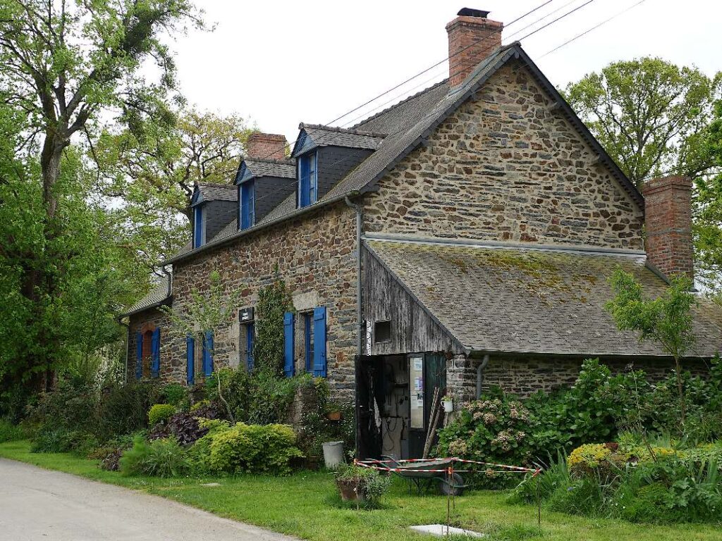 La maison de l'écluse de Malon en avril 2024