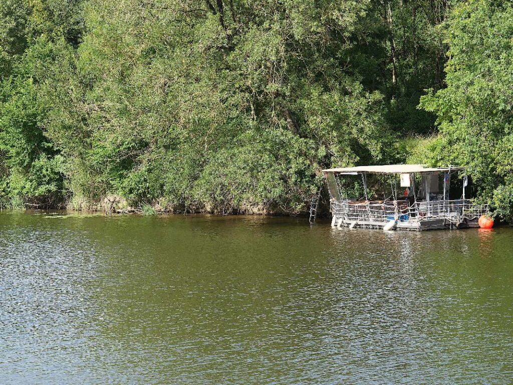 Un bateau au bord de la Vilaine