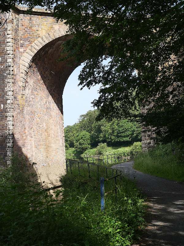 Arche du viaduc de Corbinières