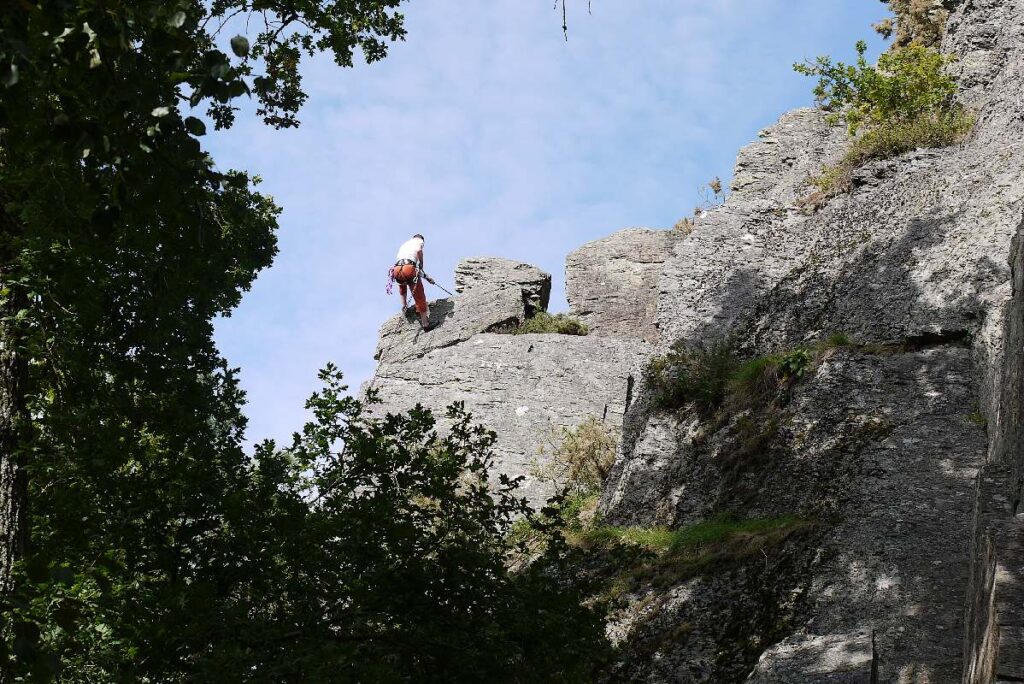 Escalade à l'étang du val, à Saint-Just