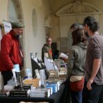 Festival des Mystériales, dans le cloître