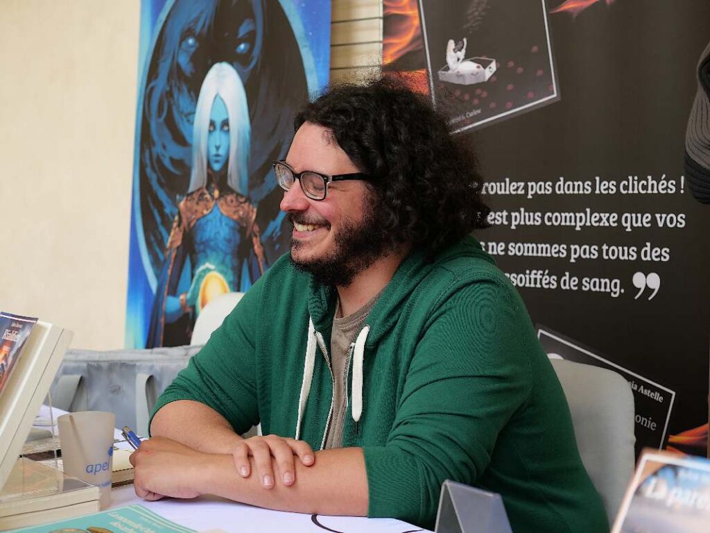Un écrivain n'est pas forcément assoiffé de sang